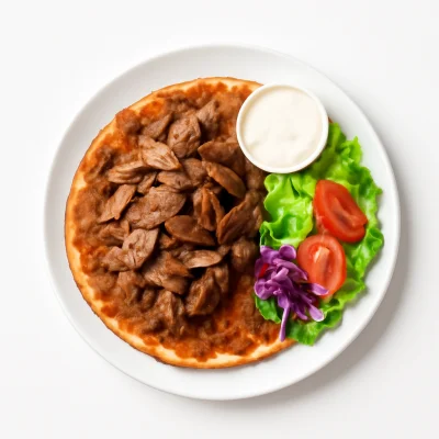 Lahamcun mit Drehspießfleisch
