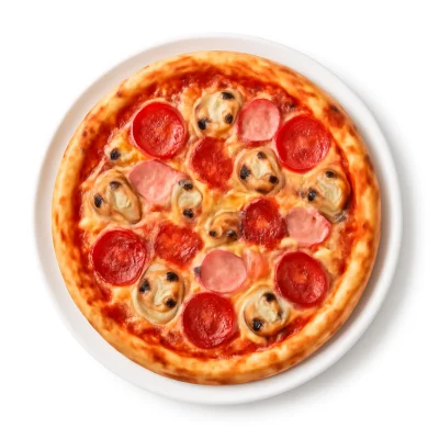 Pizza Funghi Salami e Prosciutto