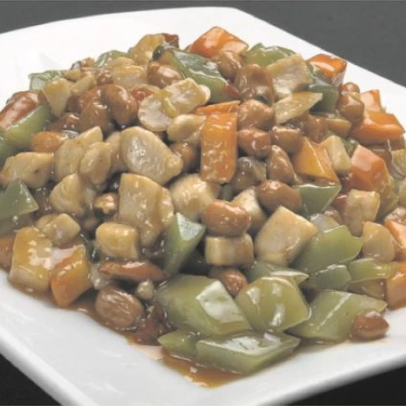 Hühnerfleisch nach Gong-Bao Art mit Gemüse (Scharf)
