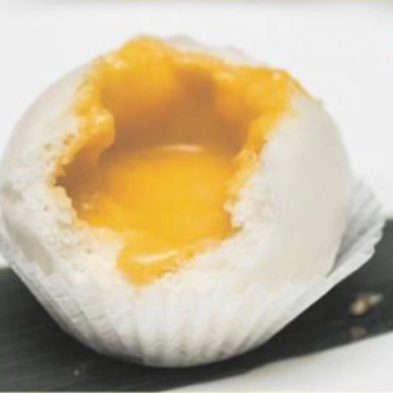 Chinesische Dampfnudel mit süßem Eierpudding