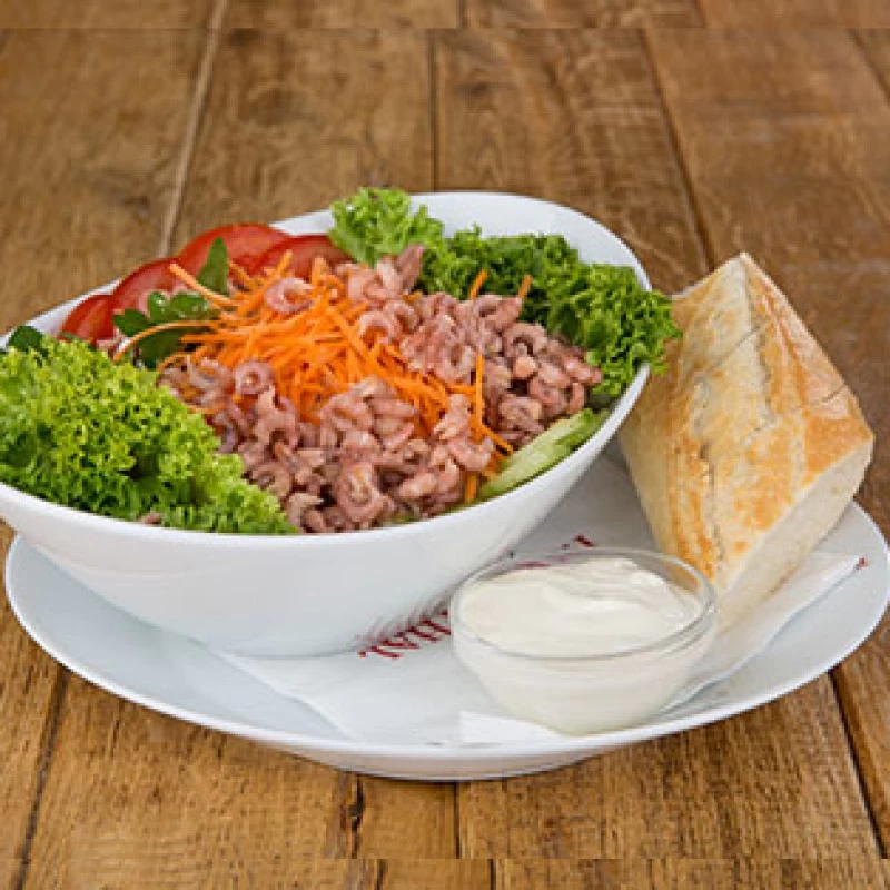 Großer Salatteller Nordseekrabben 